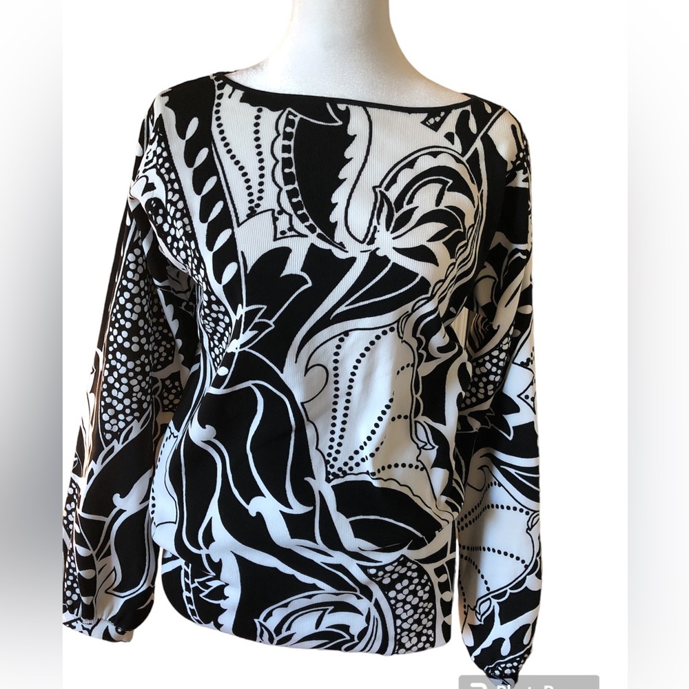 NWOT Chico’s Black and White Printed Drama Sweater
